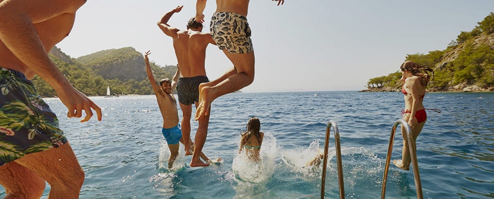 Hillside Beach Club İletişim